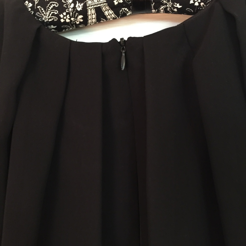Sleeveless chiffon lined black dressy dress - Picture 3 of 8